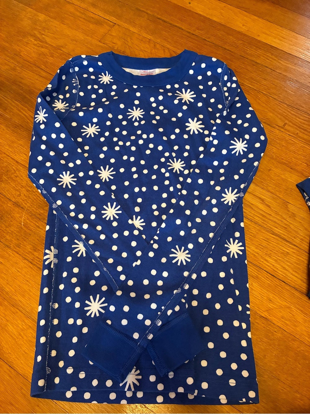 Hanna Andersson Blue Winter/Holiday long sleeve top and bottom